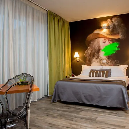 Hotel Dory