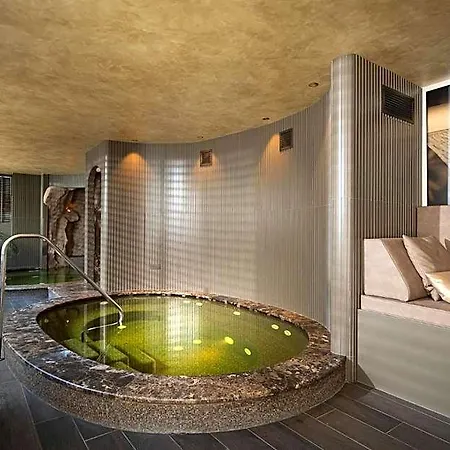 Dory Hotel 4*