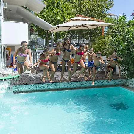 Hotel Dory