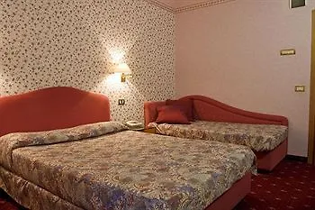 Dory Hotel